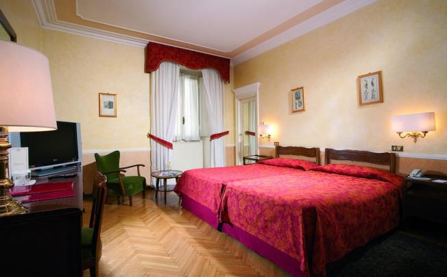 Фото отеля MASSIMO D AZEGLIO 